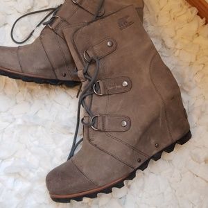 Sorel Fasion Boots